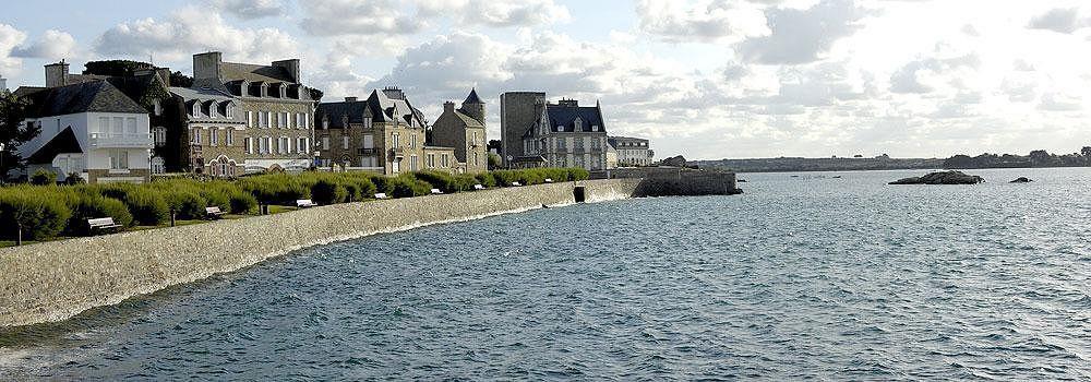 Hotel Aux Tamaris - Vue Mer Roscoff Exteriör bild